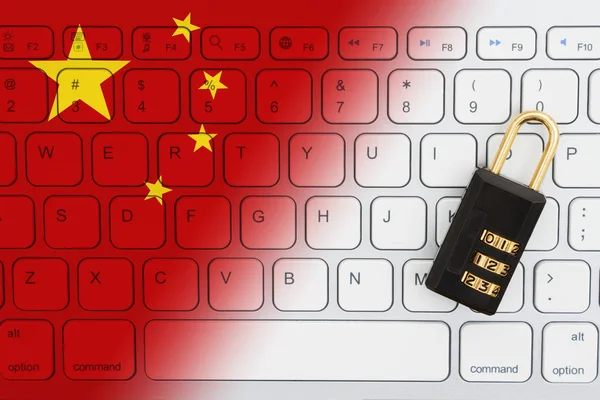 Teclado bandeira chinesa com uma combinação de bloqueio — Fotografia de Stock