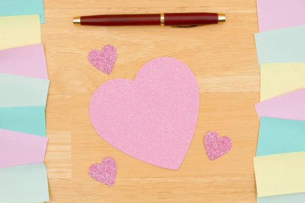Multi Color Sticky Notes Pen Heart Wood Desk Copy Space — Stock Photo, Image