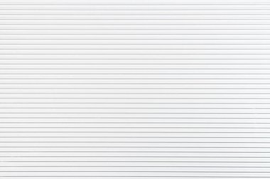 Metal kaplamalı gümüş malzeme arka planında ileti için kopyalama alanı veya doku olarak kullanılacak 