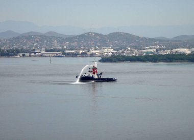 Mazatlan, Meksika'nın sahneleri bir yolcu gemisi.