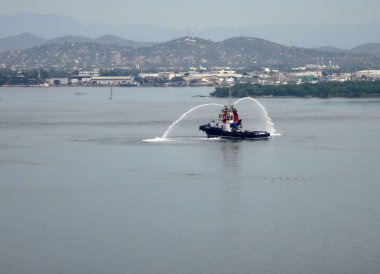 Mazatlan, Meksika'nın sahneleri bir yolcu gemisi.