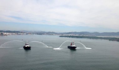 Mazatlan, Meksika'nın sahneleri bir yolcu gemisi.