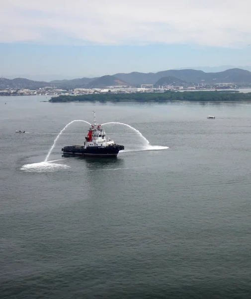 Mazatlan, Meksika'nın sahneleri bir yolcu gemisi.