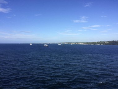 Honiara görüntülerden bir yolcu gemisi, Solomon Adaları.