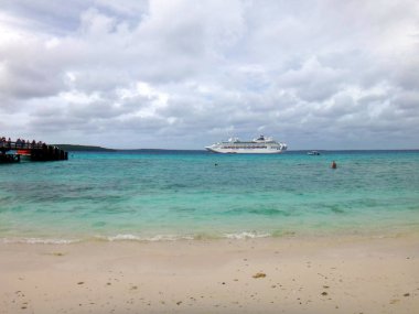 Easo, Lifou, Sadakat Adaları, Noumea jinek Bay manzarası.