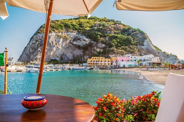 Sant Angelo bir görünümünü Island Ischia, İtalya