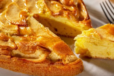 Elmalı turta lezzetli lezzetli ev yapımı taze pişmiş 