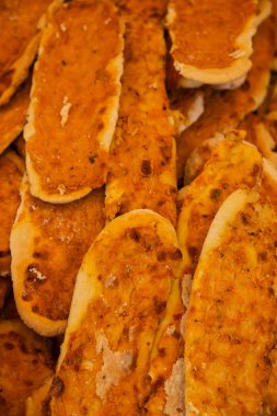 Taze ekmekler ve pişmiş ürünler yakın