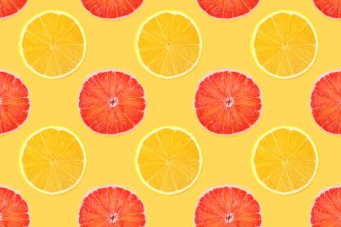 Yaratıcı renkli dokuda izole edilmiş taze meyve deseni