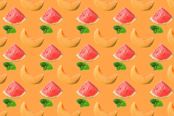 Kreatives Layout Der Nahtlosen Früchte Muster Foto Wassermelonenscheiben Melone Und — Stockfoto
