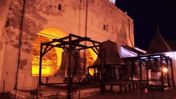 Veliky Novgorod Kremlin geç akşam — Stok video