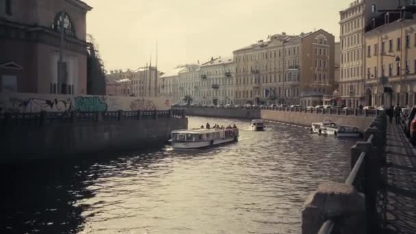 Rzek i kanałów w Sankt Petersburgu — Wideo stockowe