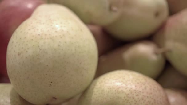 Um monte de peras close-up — Vídeo de Stock
