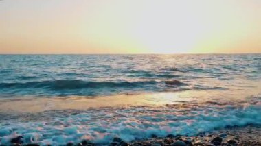 Deniz sörf yakın çekim. Arka plan videosu