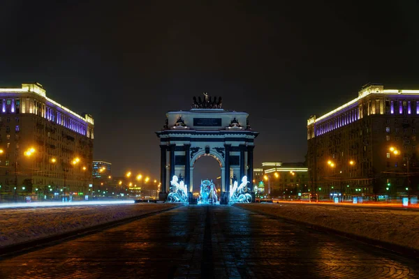 Yeni yıl zafer takı, Moskova