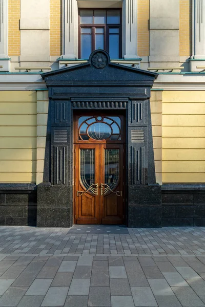 Fragments of building facades — Stock Photo, Image