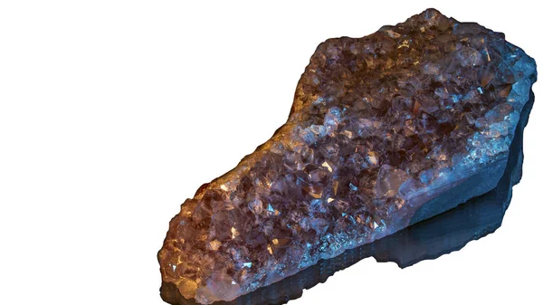 Batu Amethyst Tertumpuk Isolasi Gambar Macro Closeup — Stok Foto