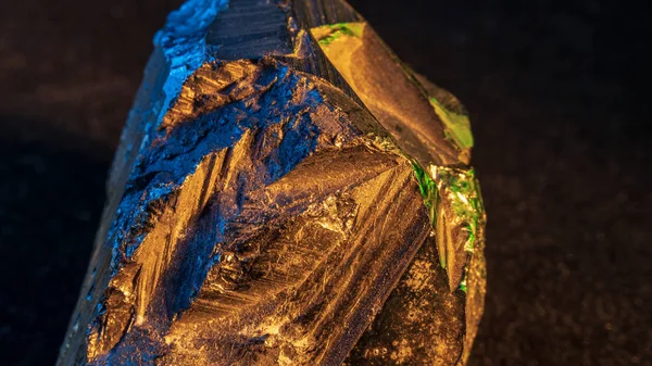 Macro photo de cristal de pyrite. Image empilée . — Photo