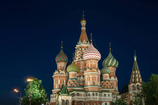 Ночной вид Санкт-Петербурга. Красная площадь — стоковое фото