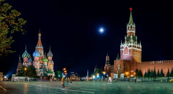 Panorama nocturno de Plaza Roja. Moscú, Rusia — Foto de Stock