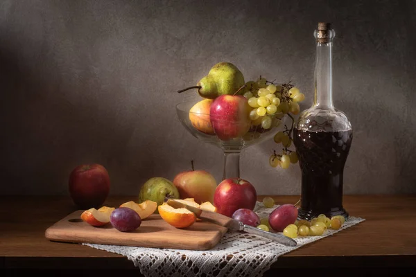 Still life with fruit. Apples Grapes Pears and Plums — 스톡 사진