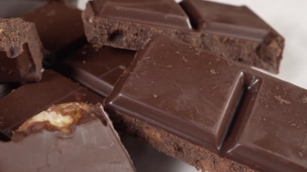 Broken Bar Dark Chocolate Almonds — Stock Video