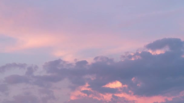 Закат Неба Быстро Движущимися Облаками — стоковое видео