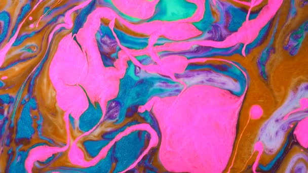 現在の液体塗料 抽象的な色の移動の背景のクローズアップ — ストック動画