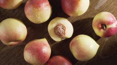 Bir damla suyla olgunlaşmış nektarlar