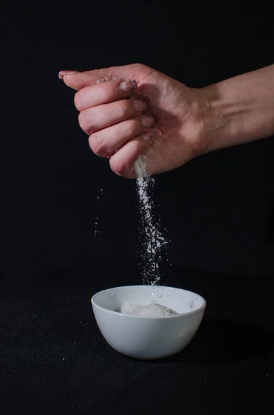 White Salt Black Background — Stock Photo, Image