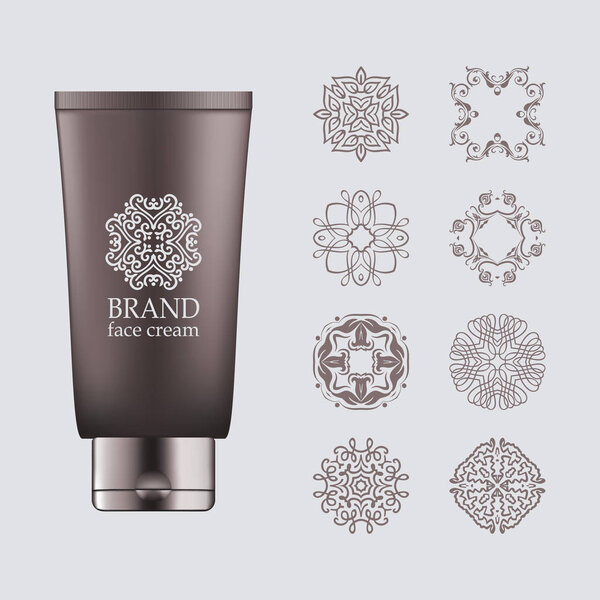 Набор реалистичных зеленых стеклянных бутылок эко-косметических
