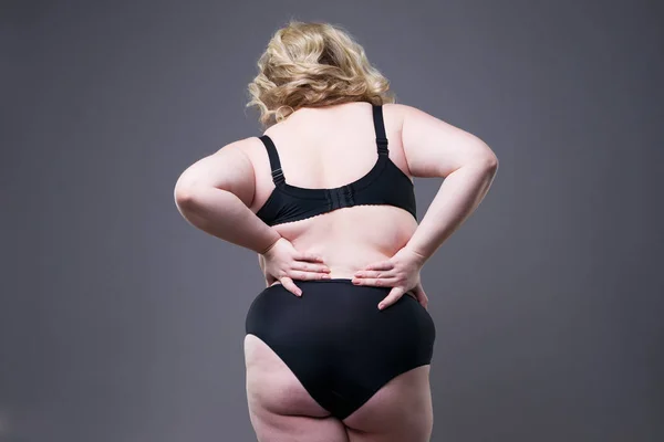 Terug Pijn Dikke Vrouw Met Rugpijn Overgewicht Vrouwelijk Lichaam Grijze — Stockfoto