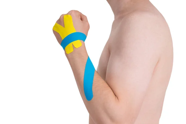 Kinesiology Taping Ludzką Ręką Izolowana Białym Tle — Zdjęcie stockowe