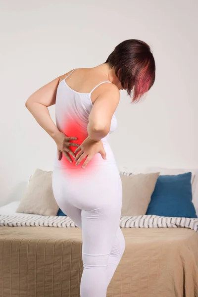 Rückenschmerzen Nierenentzündung Frau Die Hause Unter Rückenschmerzen Leidet Schmerzbereich Rot — Stockfoto