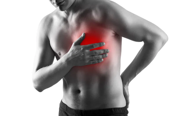 Ataque cardíaco, homem com dor torácica isolada em fundo branco, conceito de doença cardiovascular — Fotografia de Stock