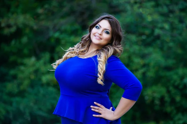 Happy Size Fashion Model Blue Dress Outdoors Fat Woman Beauty — Stock Photo, Image