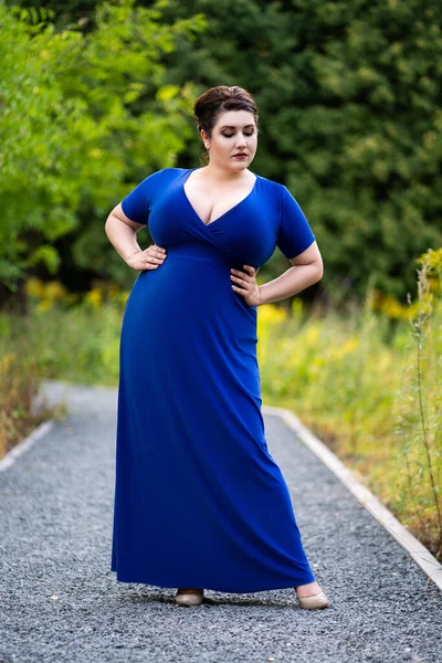 Sexy Size Fashion Model Blue Dress Deep Neckline Outdoors Beautiful — Stock Photo, Image