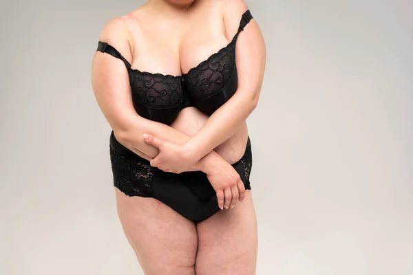 Gros Femme Avec Gros Seins Naturels Dans Une Lingerie Dentelle — Photo