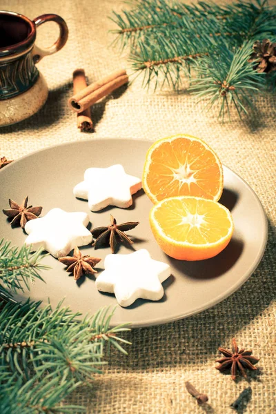 Gingerbread Cookies Star Shape Plate Cinnamon Star Anise Natural Fir — Stock Photo, Image