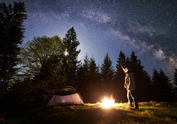 Camping Site Mountain Valley Night Male Hiker Standing Front Tourist — Stock Photo, Image