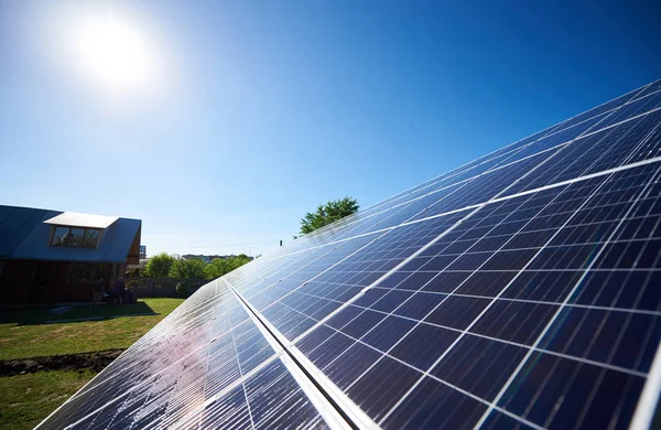 Paneles Solares Instalados Exteriores Abiertos Espacio Lateral — Foto de Stock