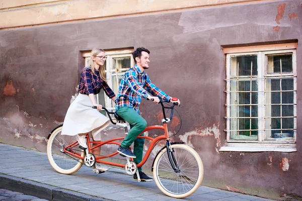 Young Handsome Man Pretty Blond Woman Riding Together Tandem Double — Stock Photo, Image