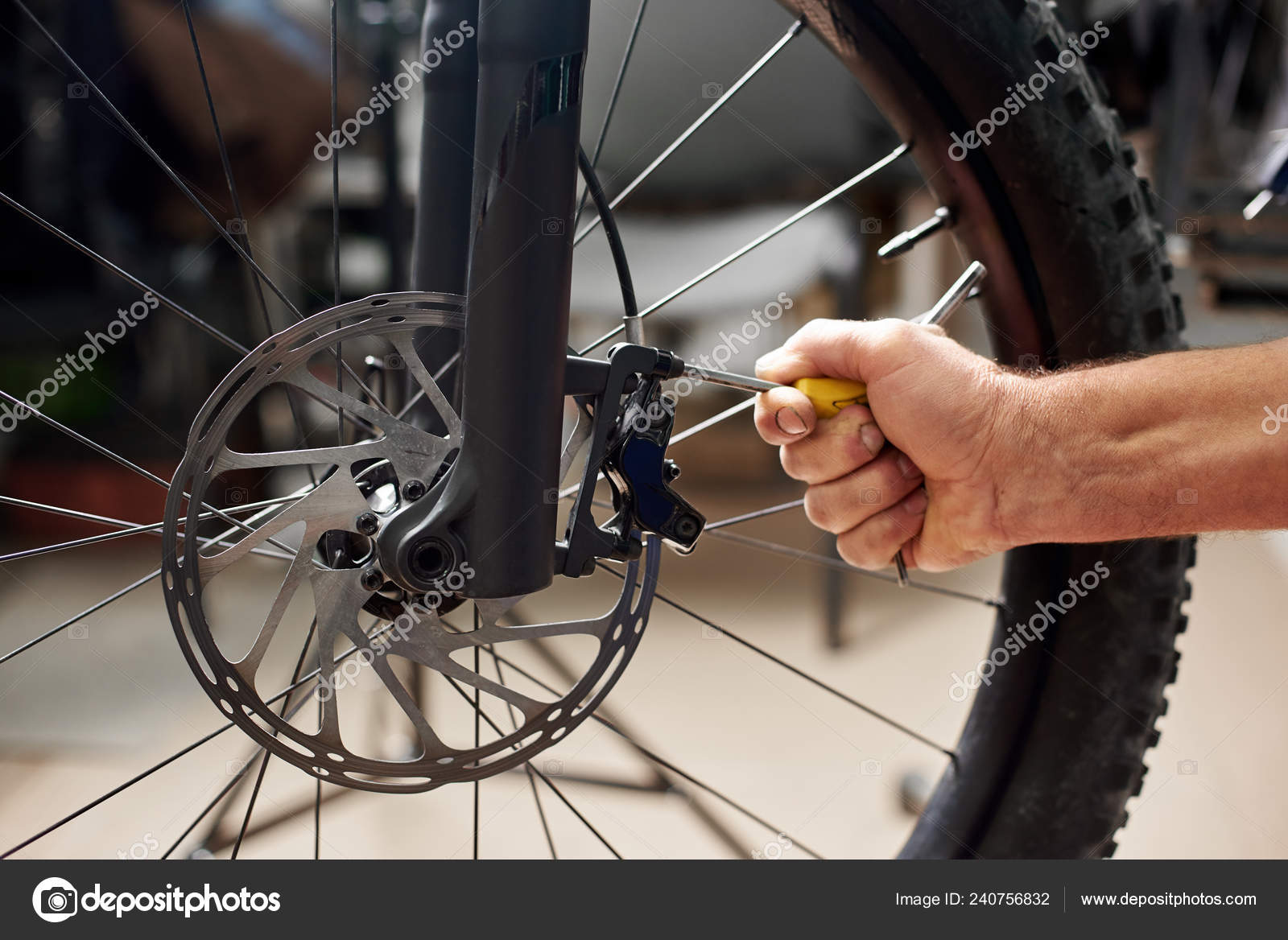repairing bike brakes