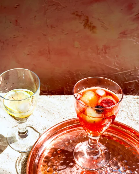 Twee Glazen Met Wijn — Stockfoto