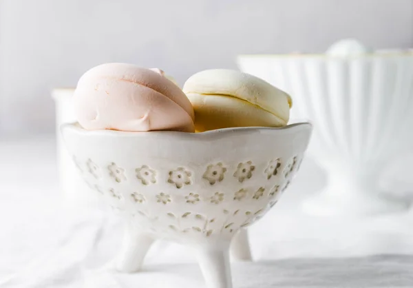 Pastell Gefärbte Handgemachte Marshmallow Kekse — Stockfoto