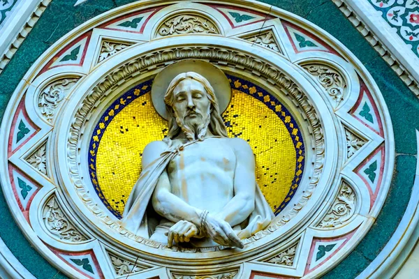 Χριστού Άγαλμα Duomo Προσοψη Αγάλματα Τοιχογραφίες Καθεδρικός Ναός Φλωρεντία Ιταλία — Φωτογραφία Αρχείου