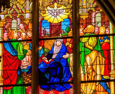 Wittenberg, Almanya - 18 Mart, Mary kutsal ruh bilge erkek lekeli 2018 tüm azizler Castle Castle kilise Schlosskirche Lutherstadt Wittenberg Almanya cam. Nerede Luther 95 Tez 1517 yayınlanmıştır Protestan başlangıç. 
