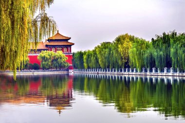 Meridyen Gate yansıma Gugong City Palace Beijing Çin Seddi yasak. İmparator 'un saray 1600 Ming Hanedanı'lerde inşa