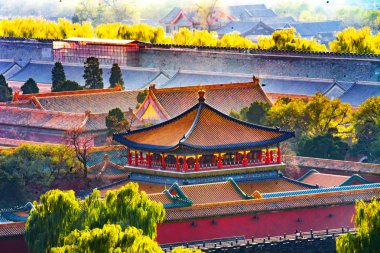 Gri Haze Mavi Köşk yeşil ağaçlar Yasak Şehir Beijing çene