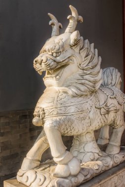 Ejderha taş heykel Beihai Park Pekin Çin Beihai Park 1000ad içinde oluşturulan genel bir park olduğunu.